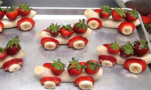 the first strawberries craft